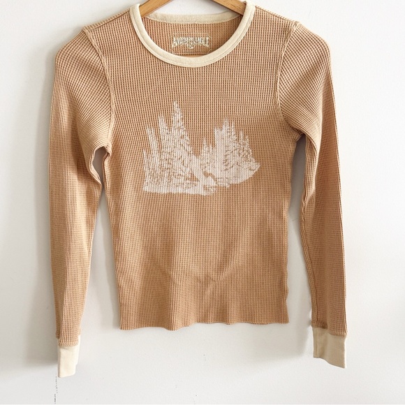 American Eagle Outfitters Tops - American eagle tan waffle knit long sleeve crewneck ski lodge top size XS